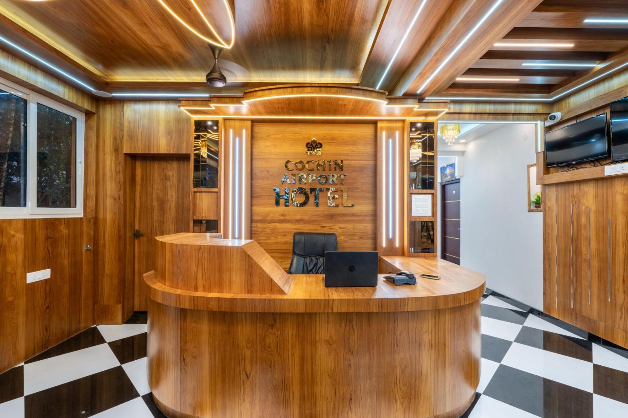 Cochin Airport Hotel Kochi Eksteriør bilde