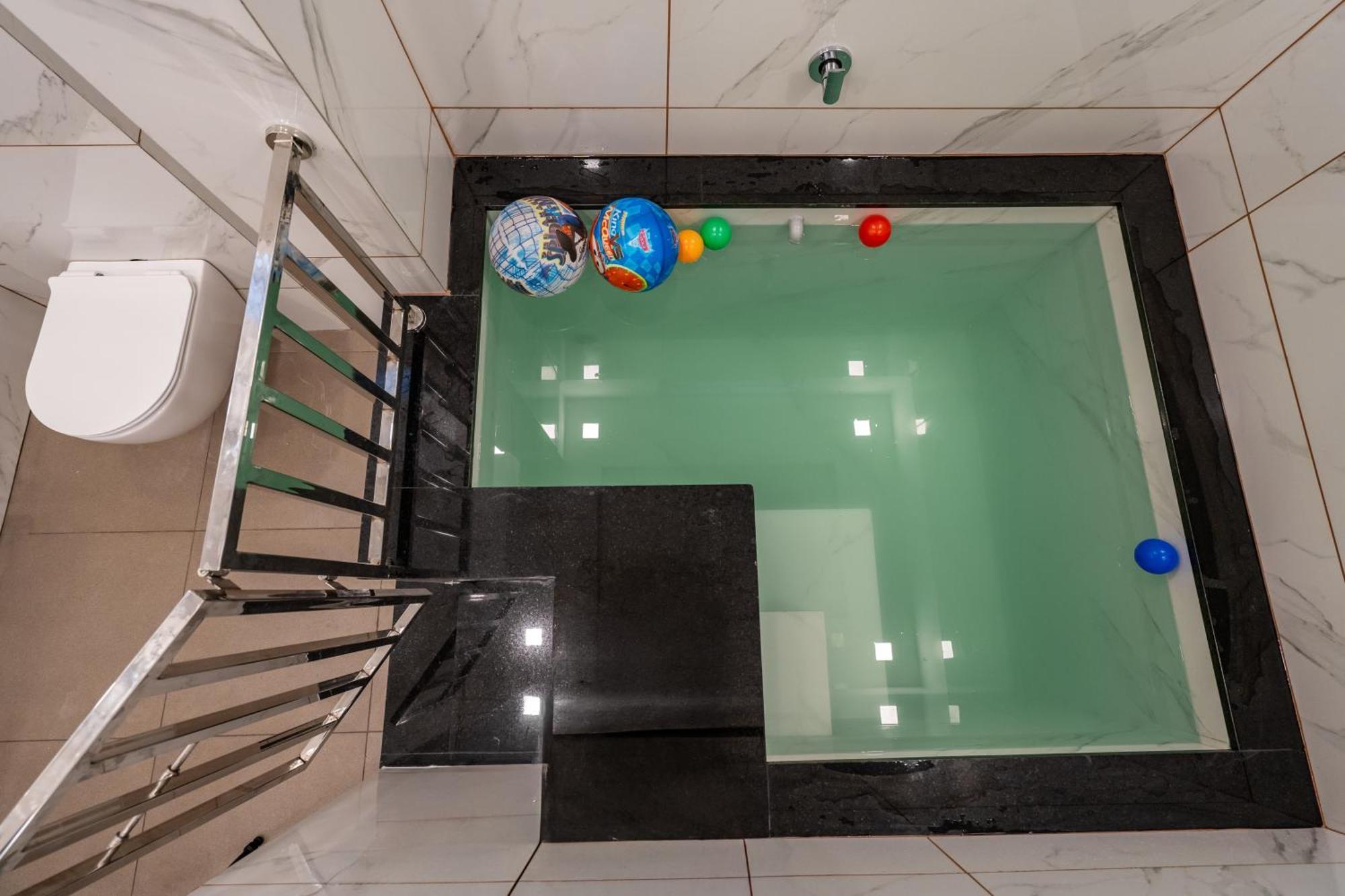 Cochin Airport Hotel Kochi Eksteriør bilde
