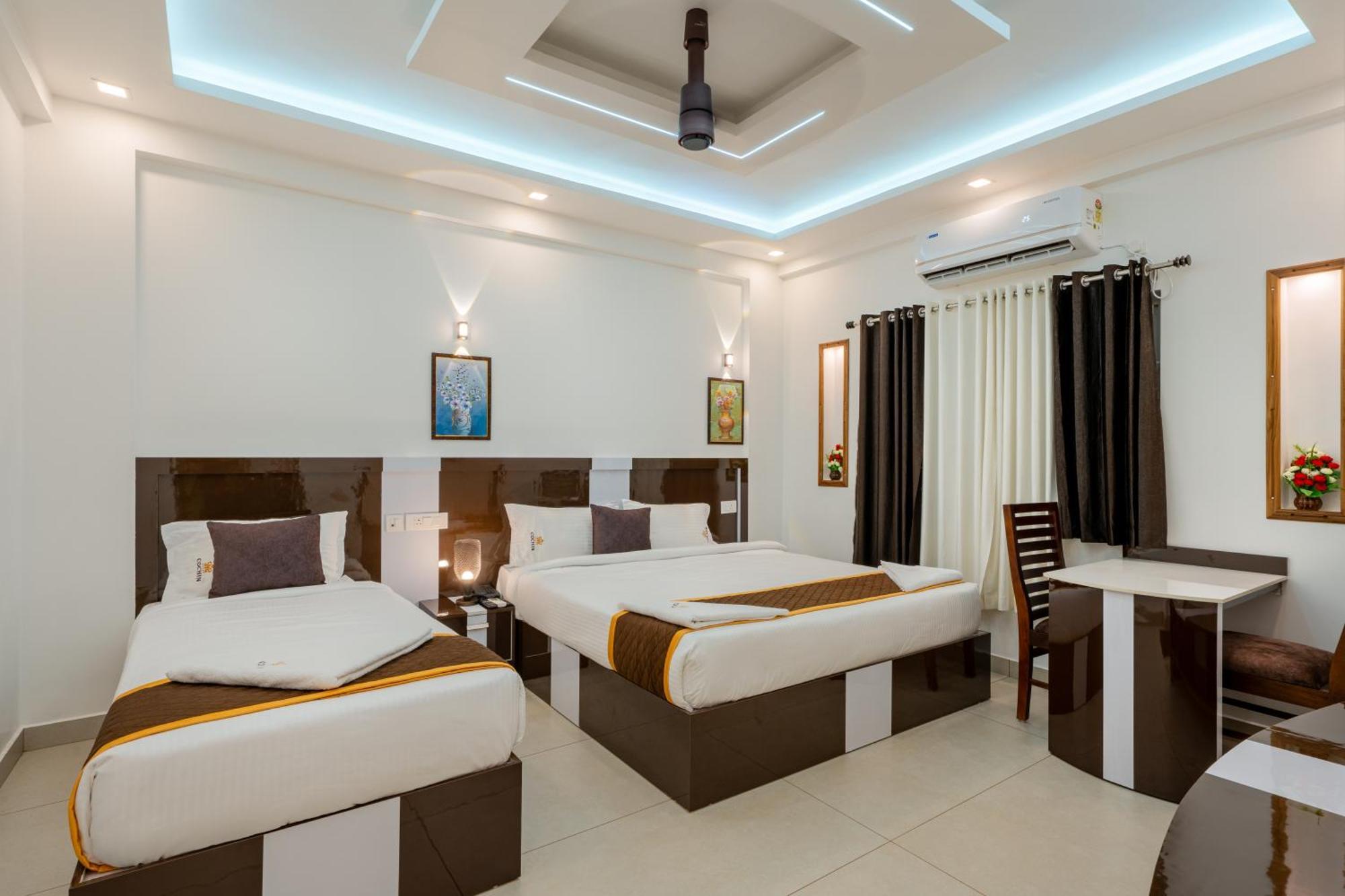 Cochin Airport Hotel Kochi Eksteriør bilde